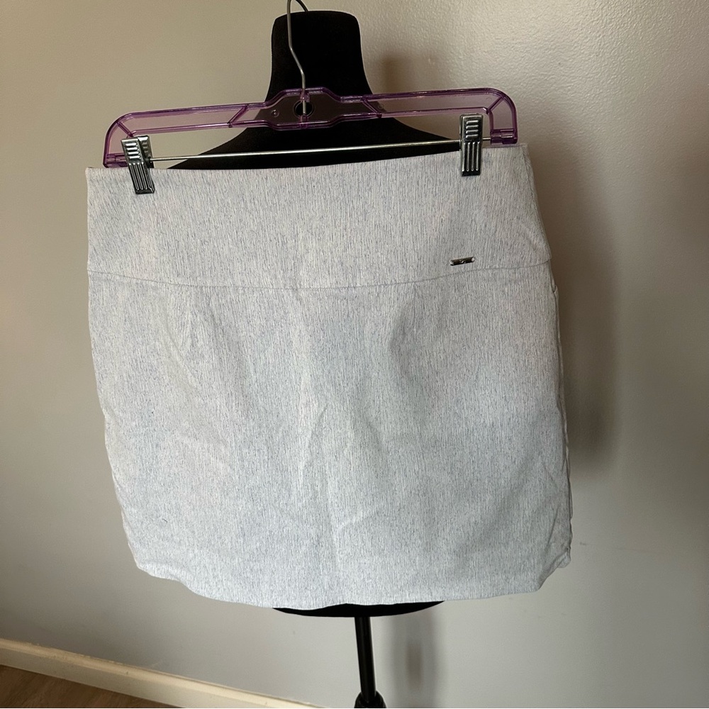 S.C&CO SKORT WITH POCKETS NWOT